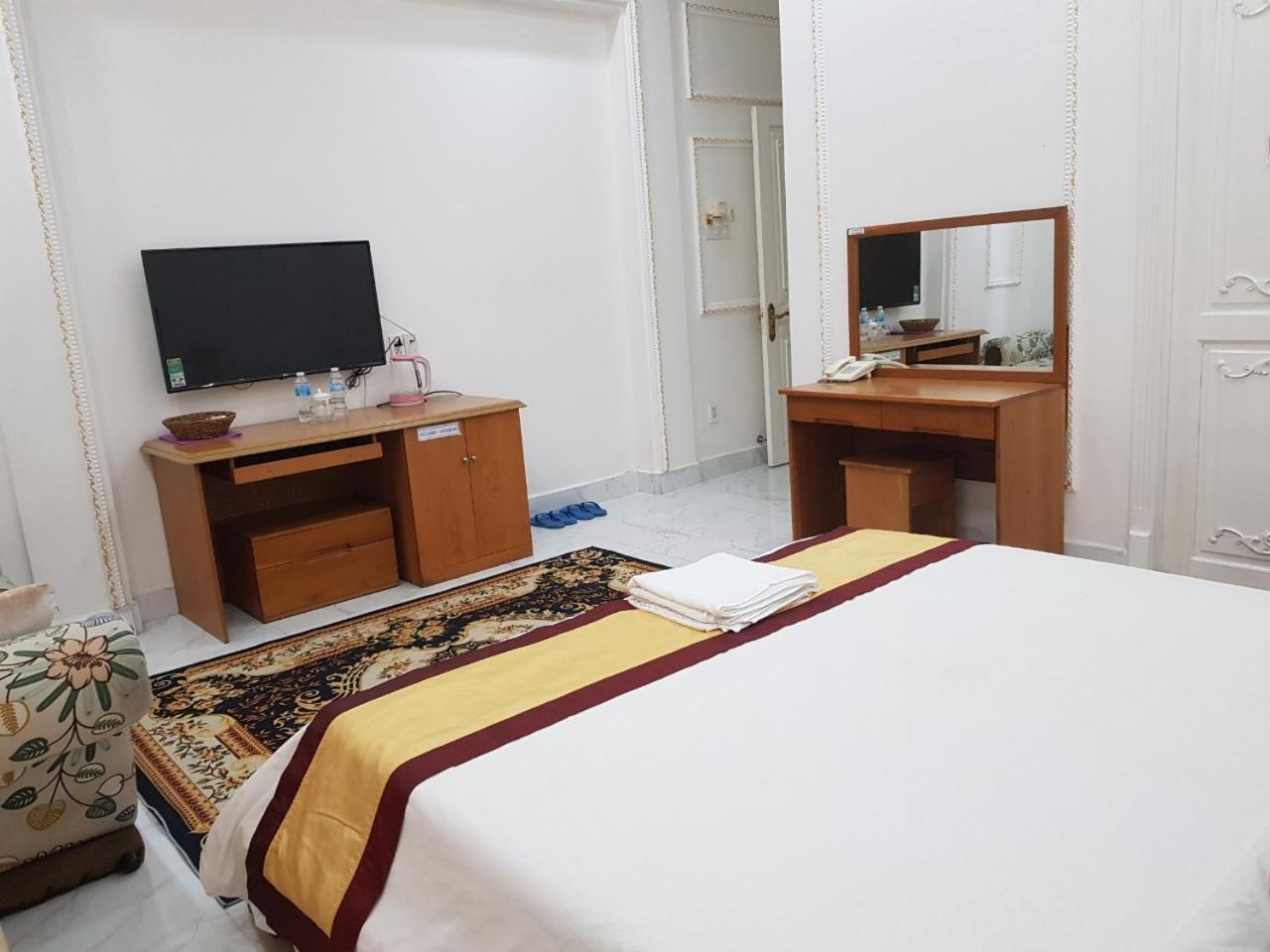 Kim Cuong - Hotel Near Tan Son Nhat Airport Ho Si Minh-város Kültér fotó
